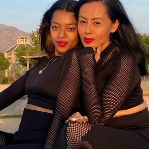 Long sleeve seamless sets in black only .